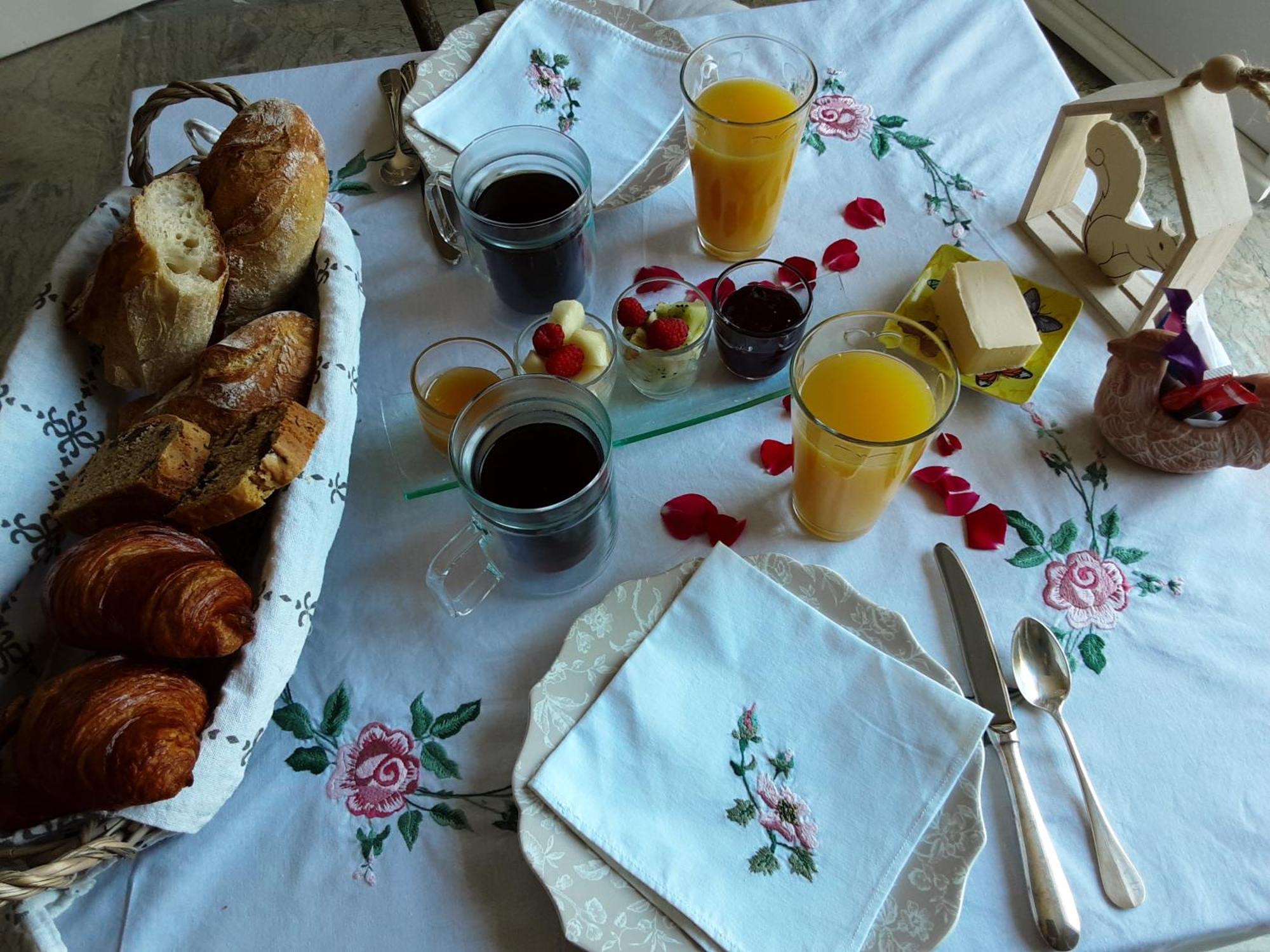L'Ecureuil Gourmand, Chambre D'Hotes En Anjou Bleu Saint-Martin-du-Bois  Экстерьер фото